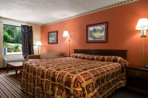  Knights Inn Aiken  Айкен